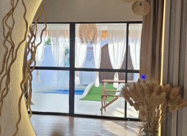 Mirror at D'Penarik Bali Villa